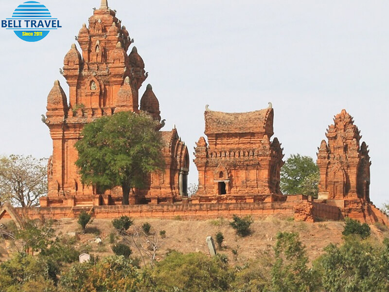 Tháp Chàm Poshanư Phan Thiết